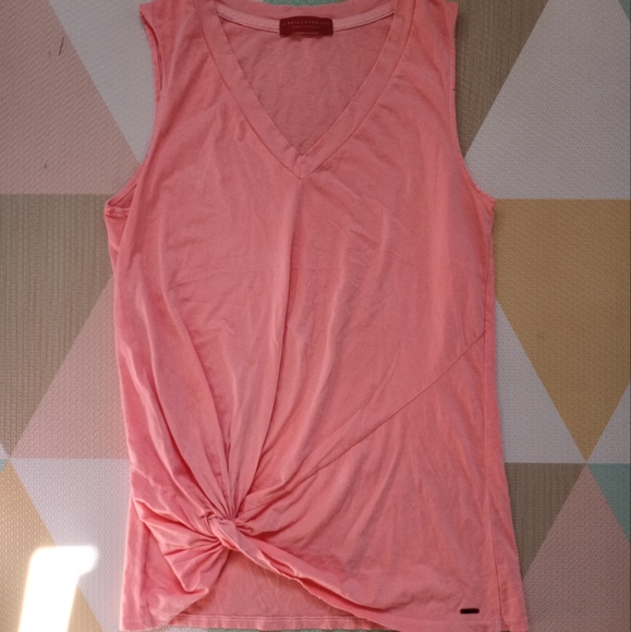 n:PHILANTHROPY Tops - N:Philanthropy Vneck Distressed Tank Top S